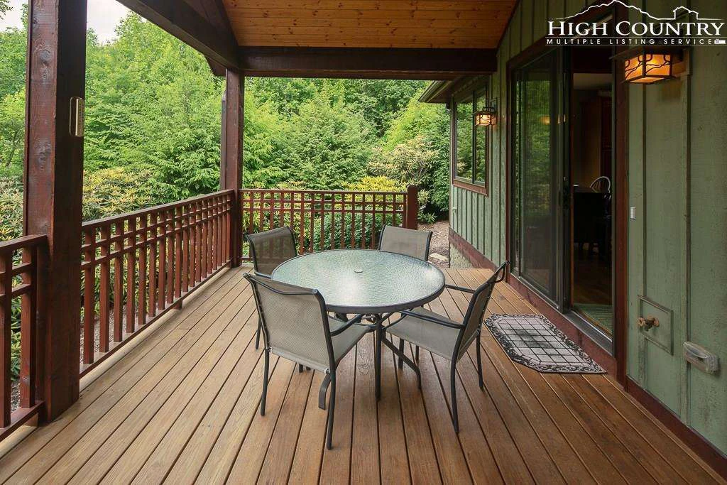 Image number 10 for the current listing