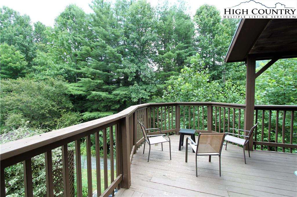 Image number 19 for the current listing