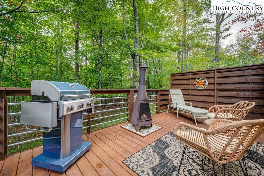 Image number 7 for the current listing