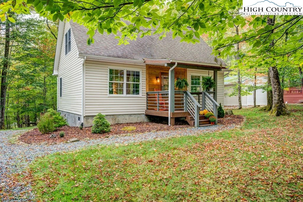 Image number 11 for the current listing