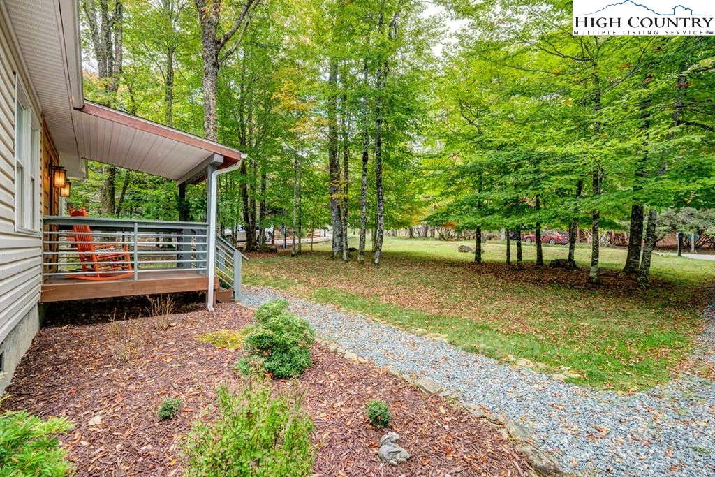 Image number 12 for the current listing