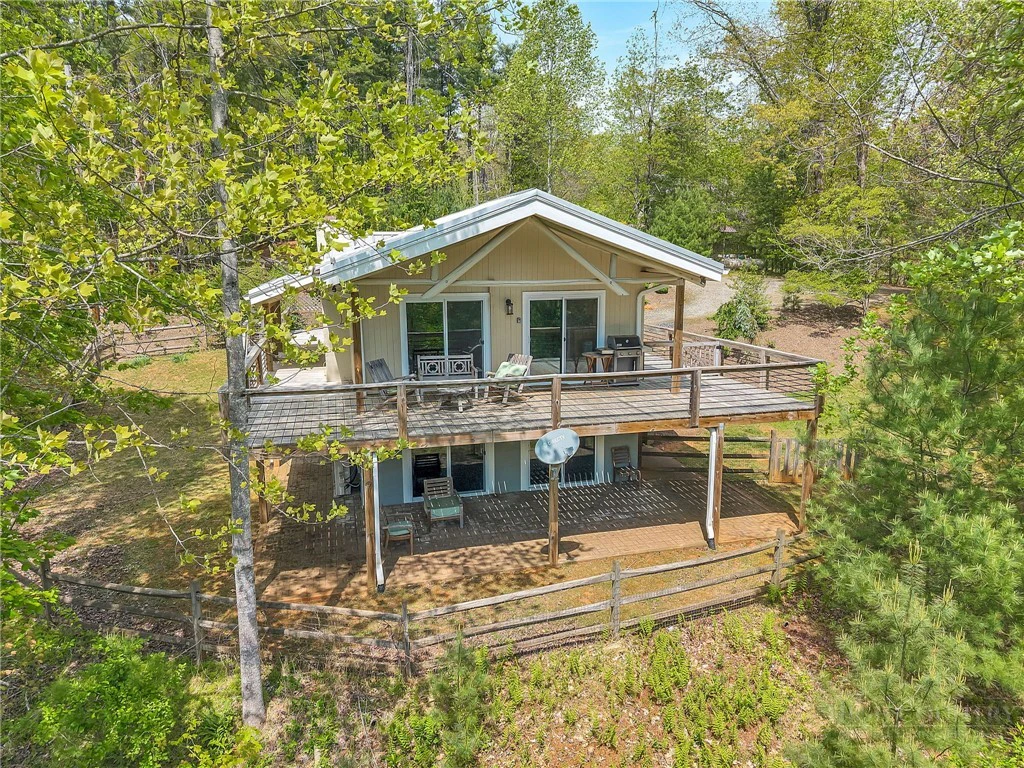 Image number 1 for the current listing