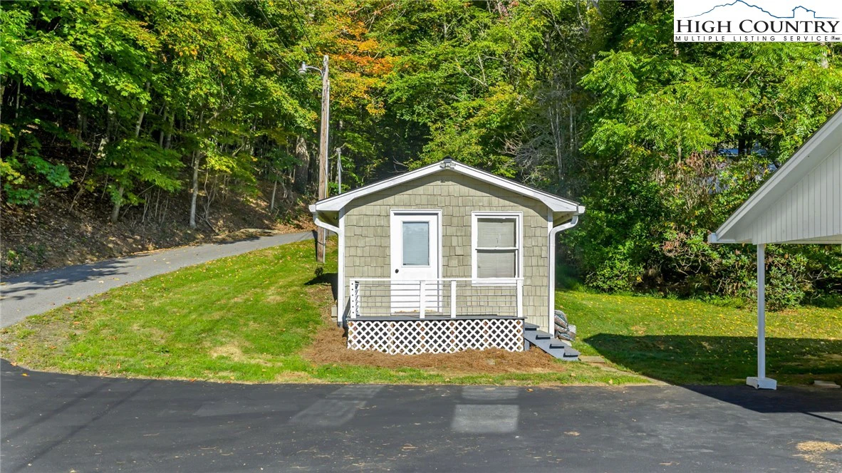Image number 5 for the current listing