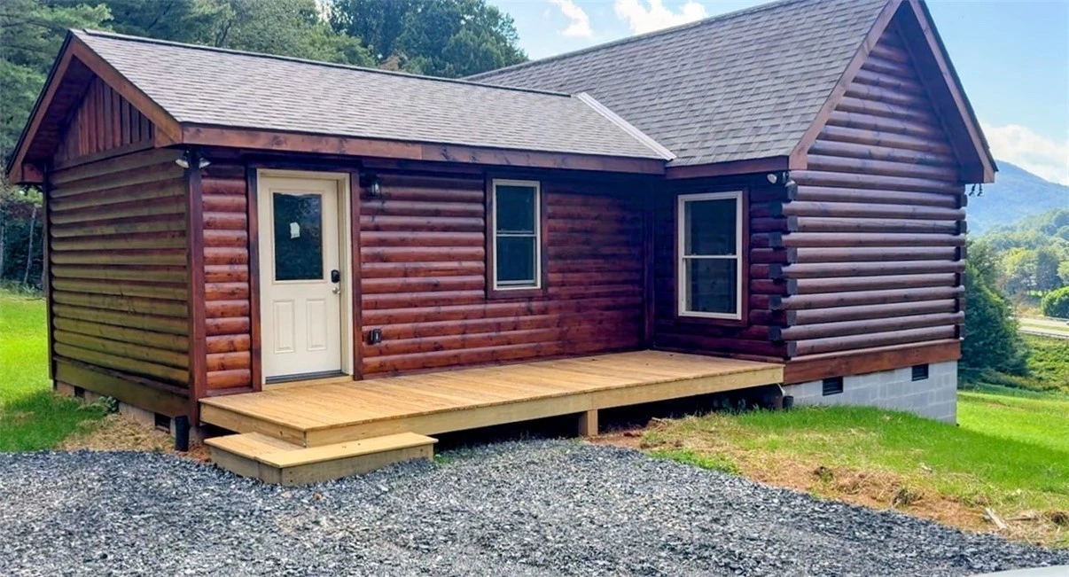Image number 2 for the current listing