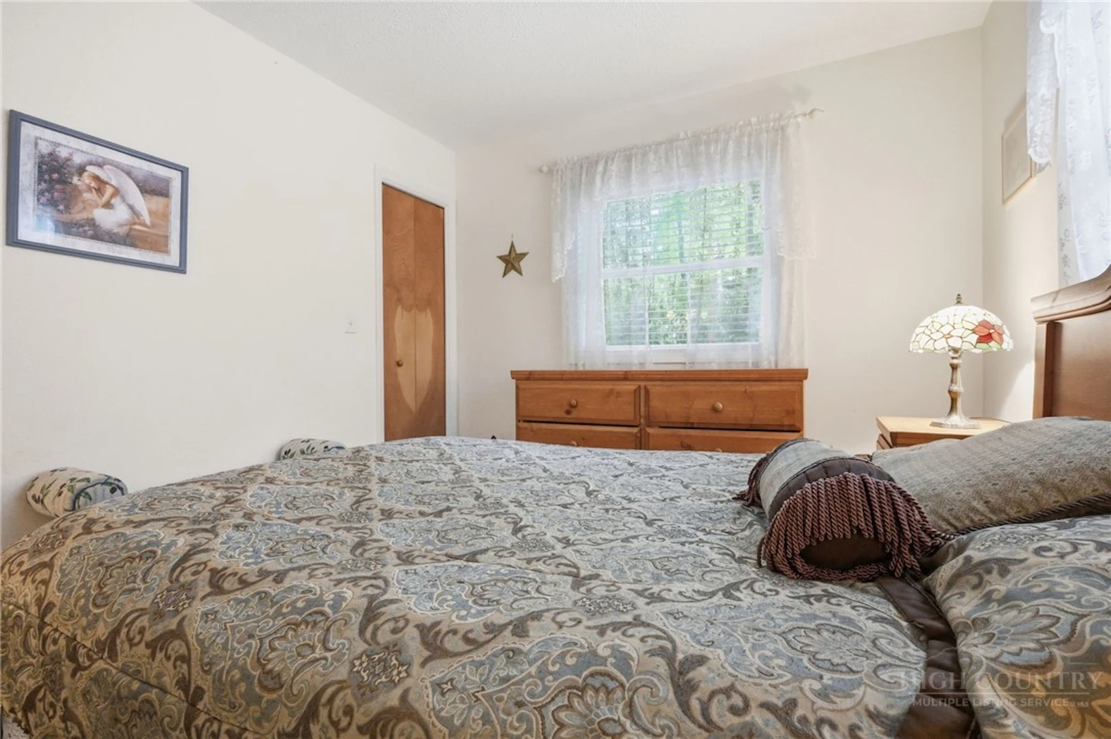 Image number 21 for the current listing