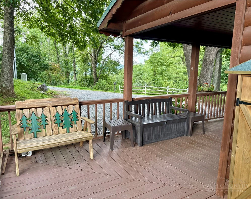 Image number 10 for the current listing