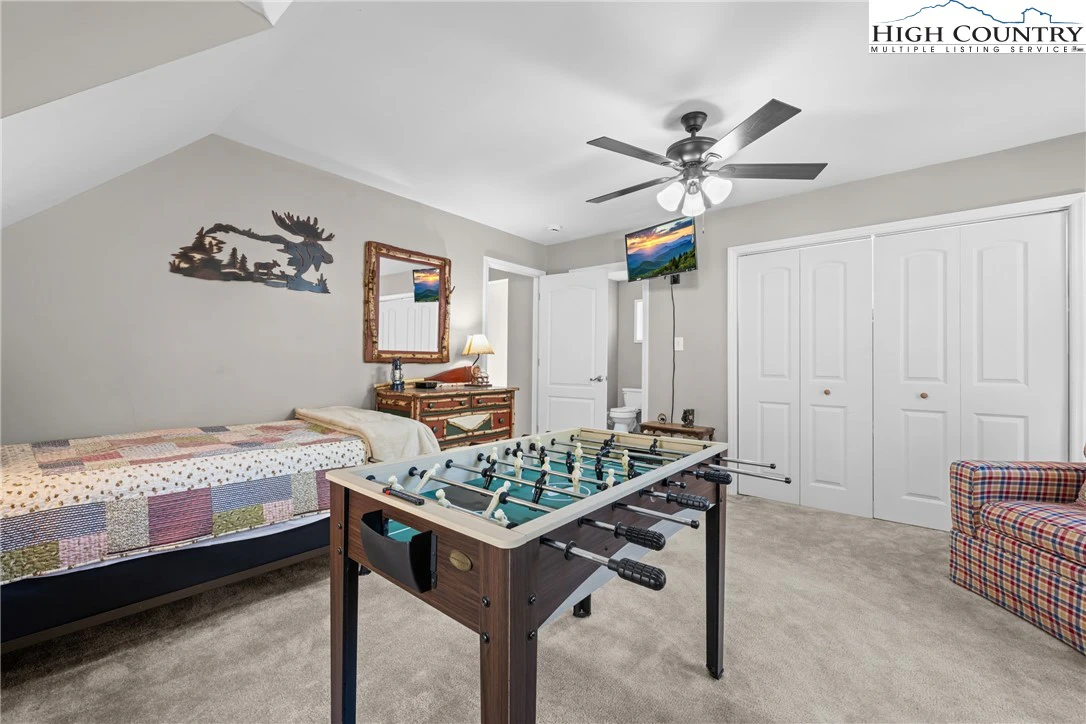 Image number 8 for the current listing
