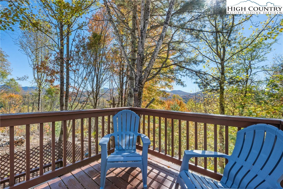 Image number 15 for the current listing