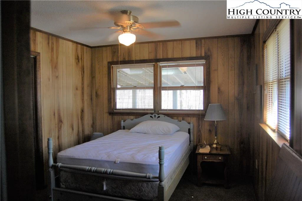 Image number 10 for the current listing