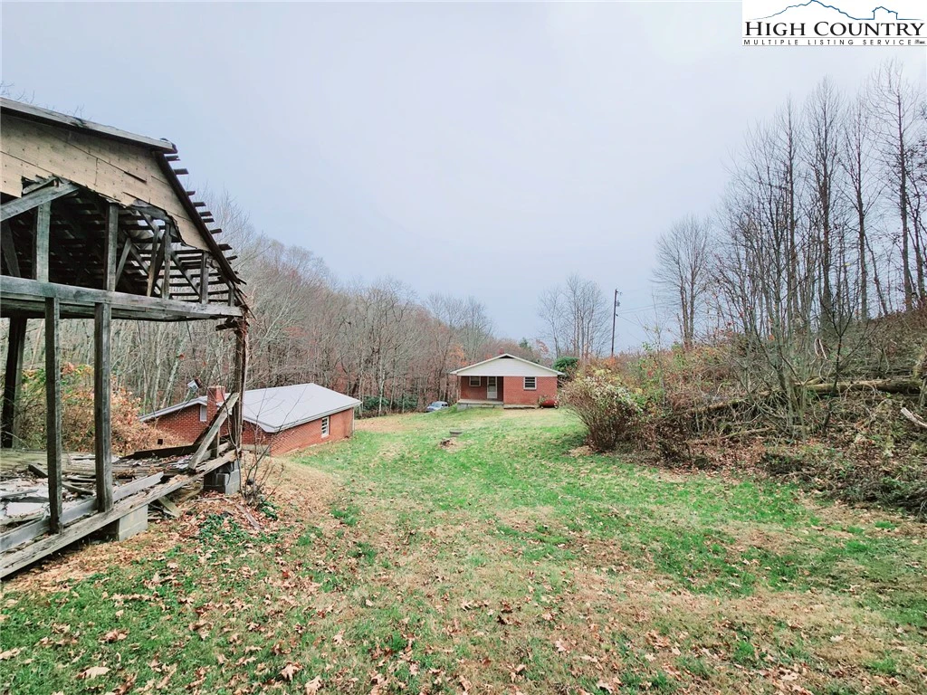 Image number 6 for the current listing