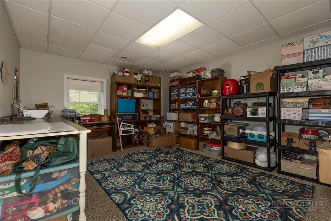 Image number 10 for the current listing