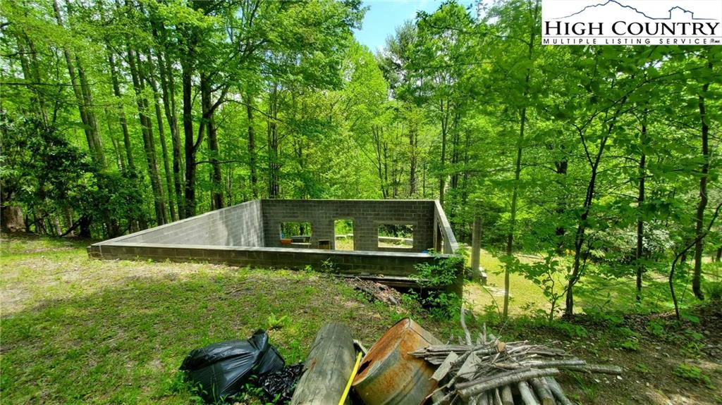 Image number 8 for the current listing