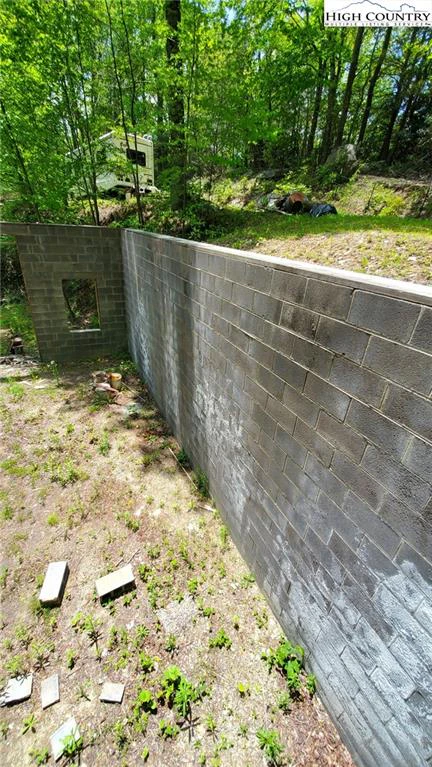 Image number 4 for the current listing