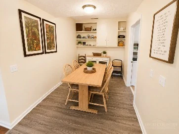Image number 12 for the current listing