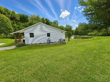 Image number 41 for the current listing