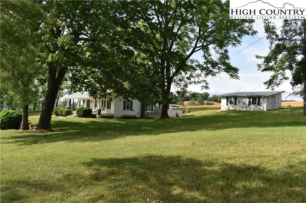 Image number 1 for the current listing