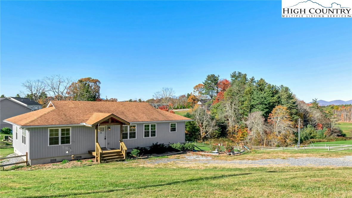 Image number 1 for the current listing