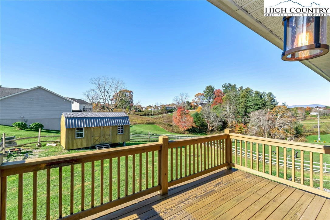 Image number 7 for the current listing