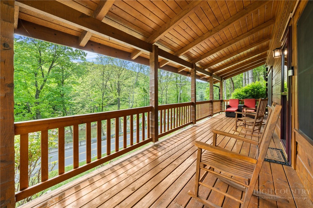 Image number 10 for the current listing