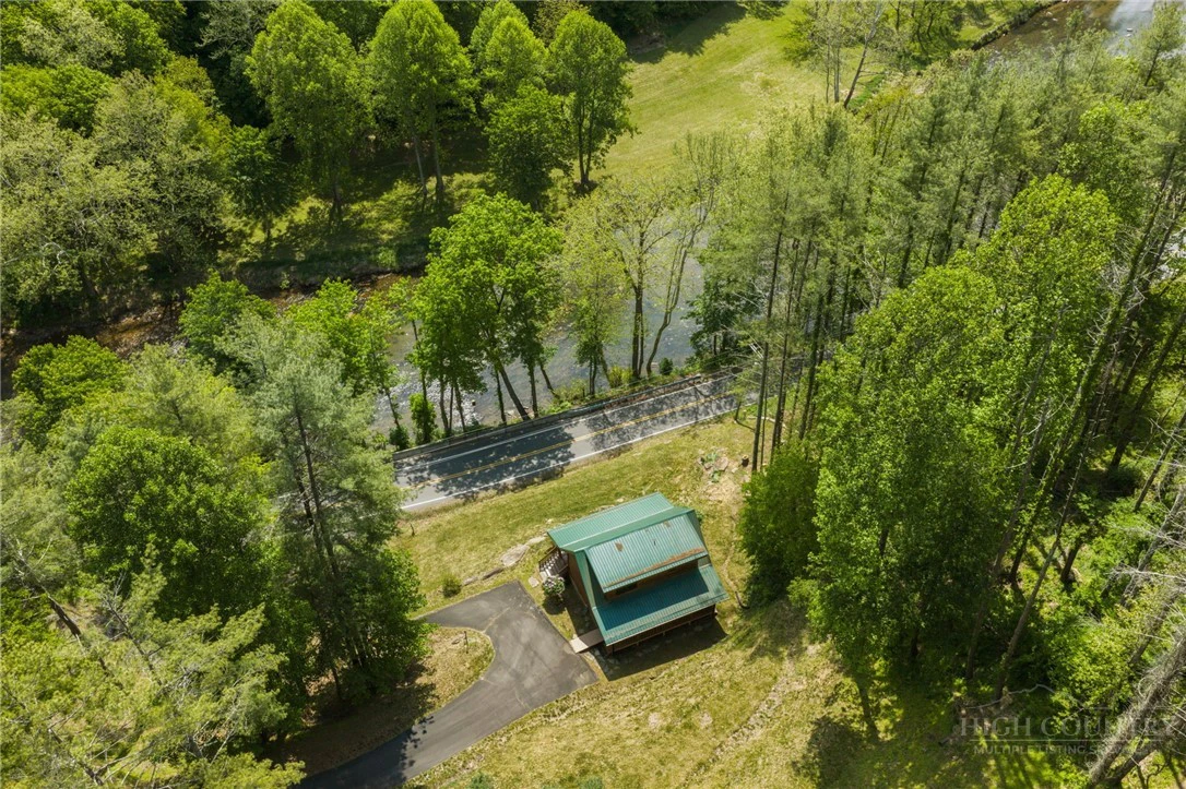 Image number 4 for the current listing