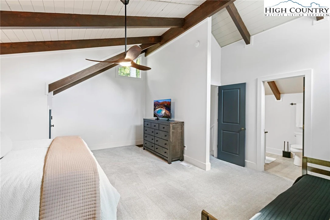 Image number 10 for the current listing