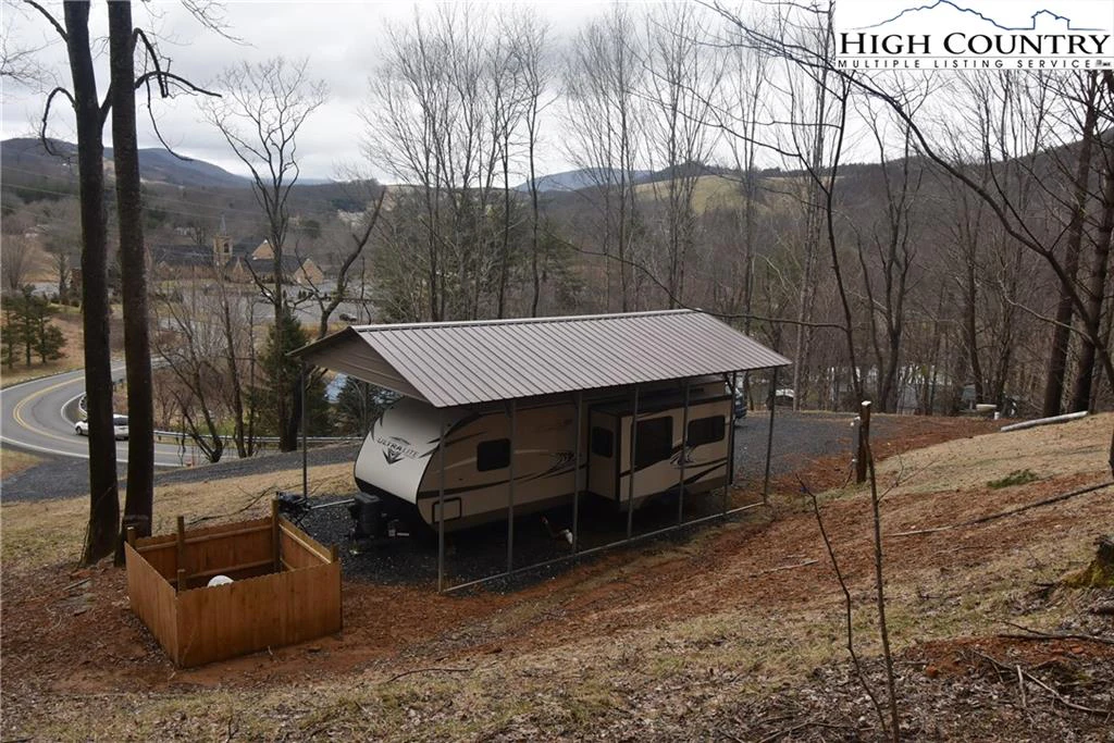 Image number 12 for the current listing