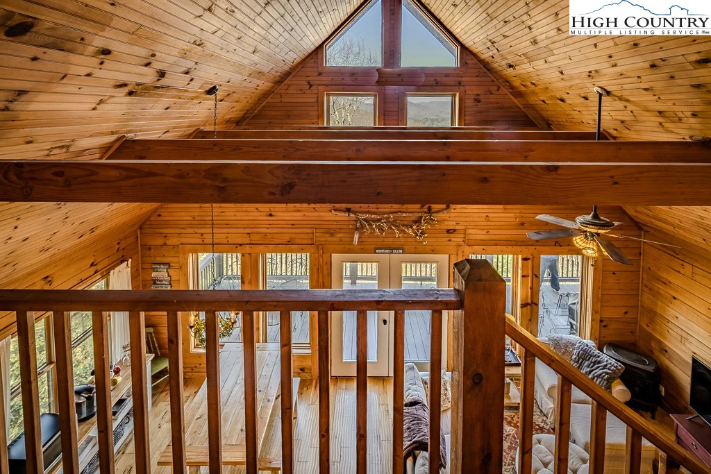 Image number 8 for the current listing