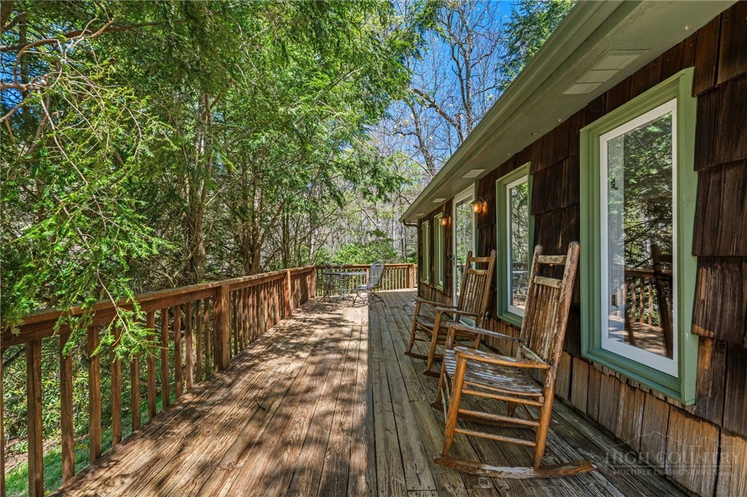 Image number 22 for the current listing