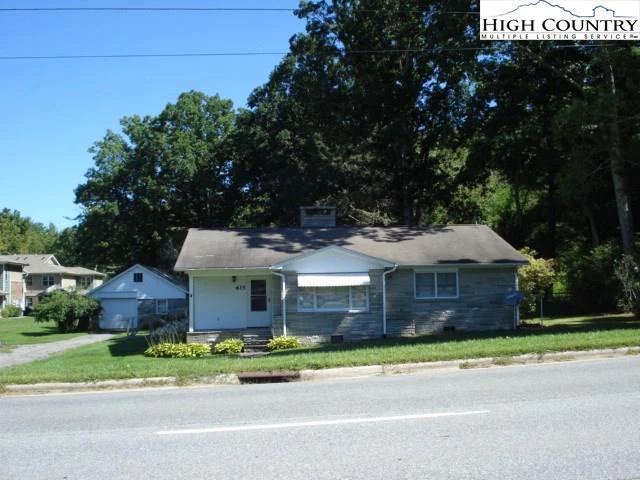 Image number 3 for the current listing