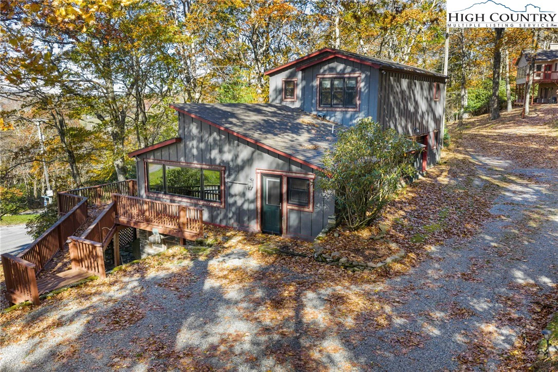 Image number 22 for the current listing