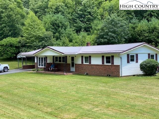 Image number 1 for the current listing