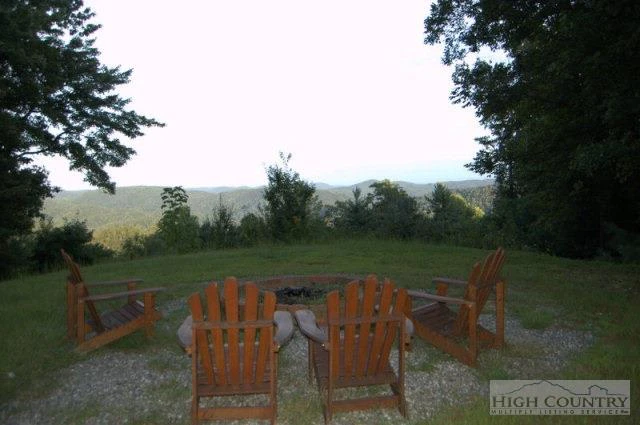Image number 16 for the current listing