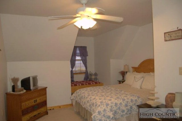 Image number 20 for the current listing