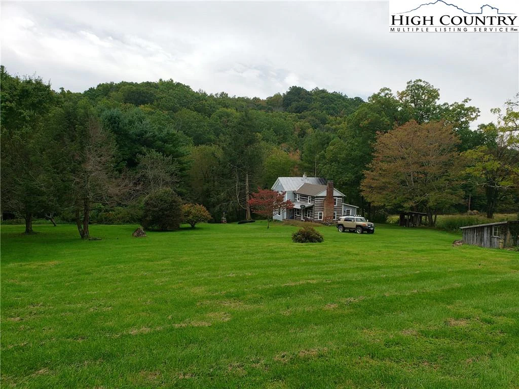 Image number 19 for the current listing
