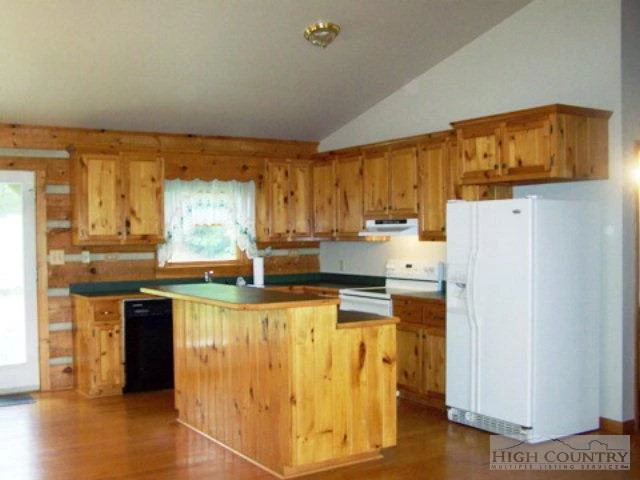 Image number 6 for the current listing
