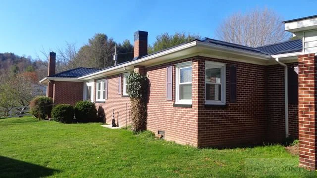 Image number 12 for the current listing