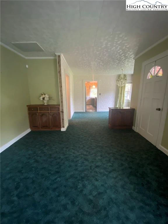 Image number 16 for the current listing
