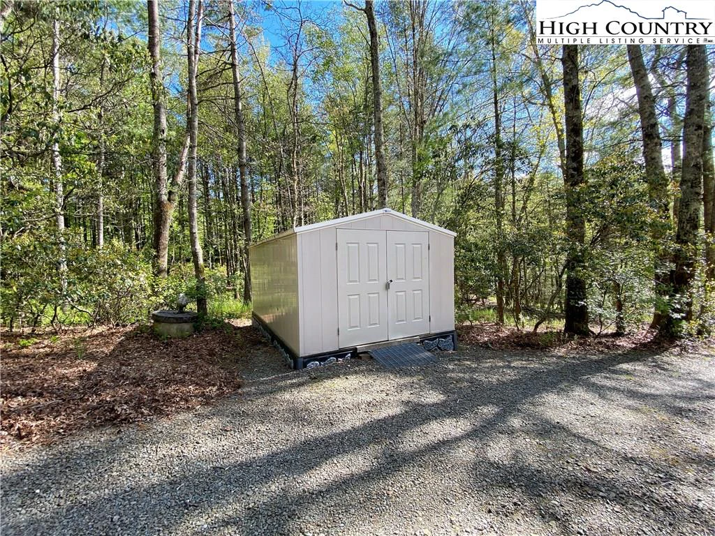 Image number 4 for the current listing