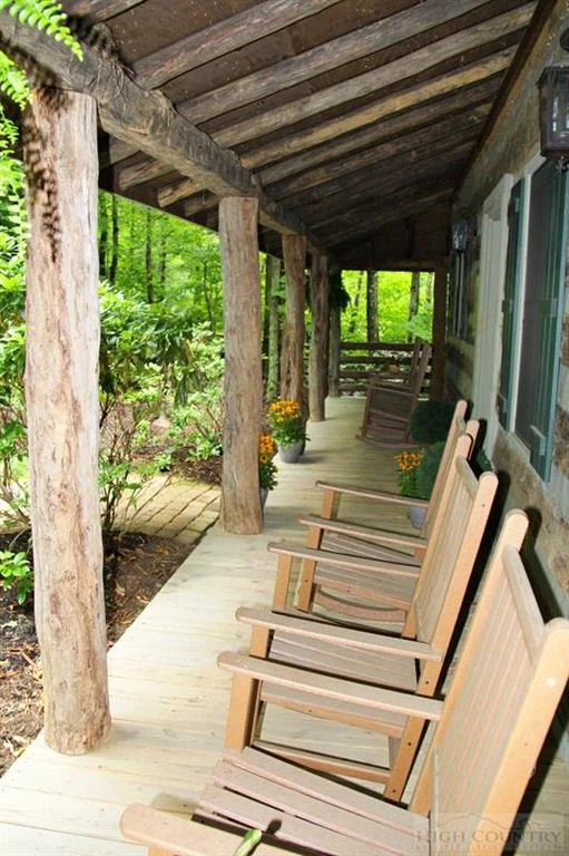 Image number 6 for the current listing