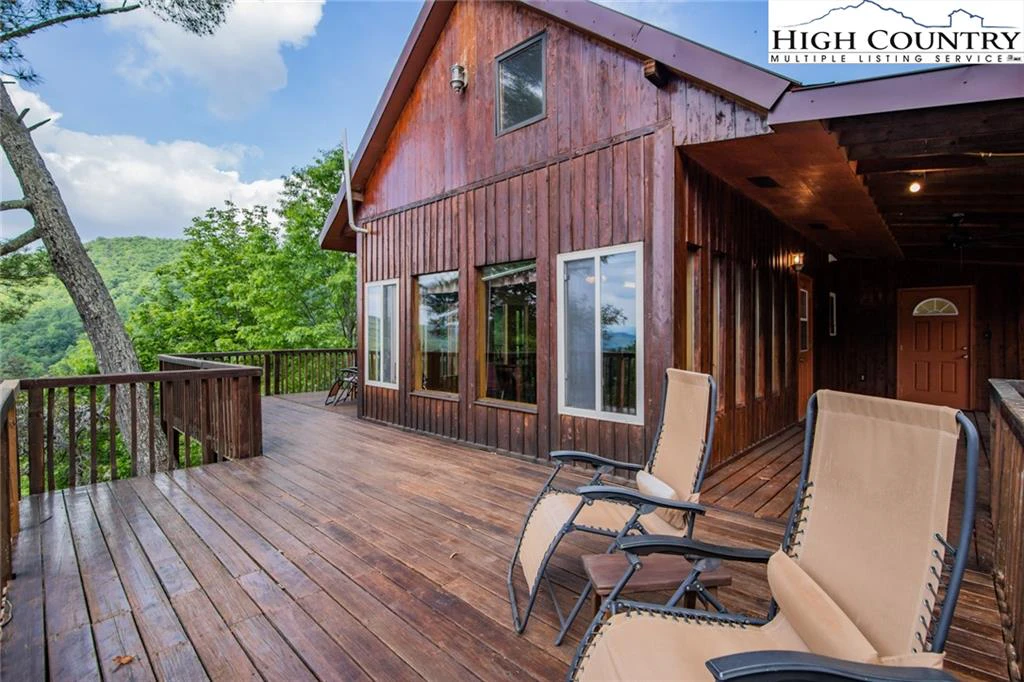 Image number 8 for the current listing