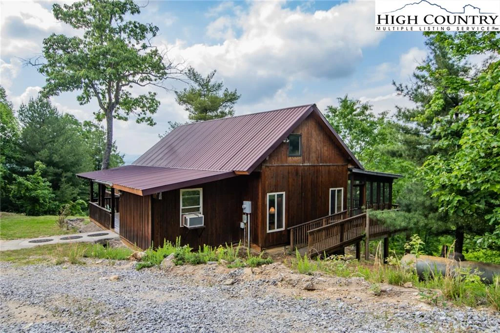 Image number 21 for the current listing