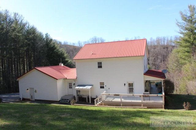 Image number 9 for the current listing