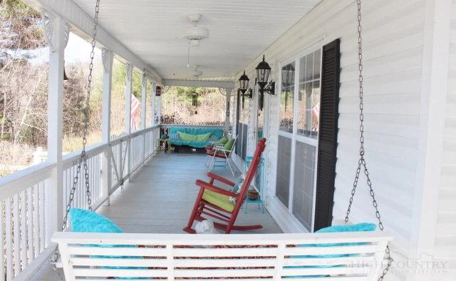 Image number 8 for the current listing