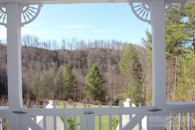 Image number 7 for the current listing
