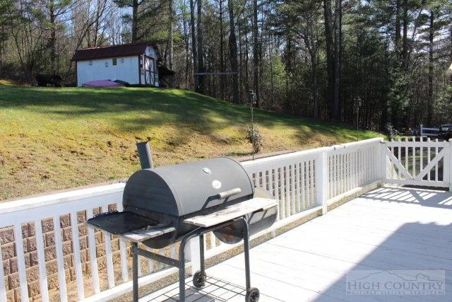 Image number 3 for the current listing