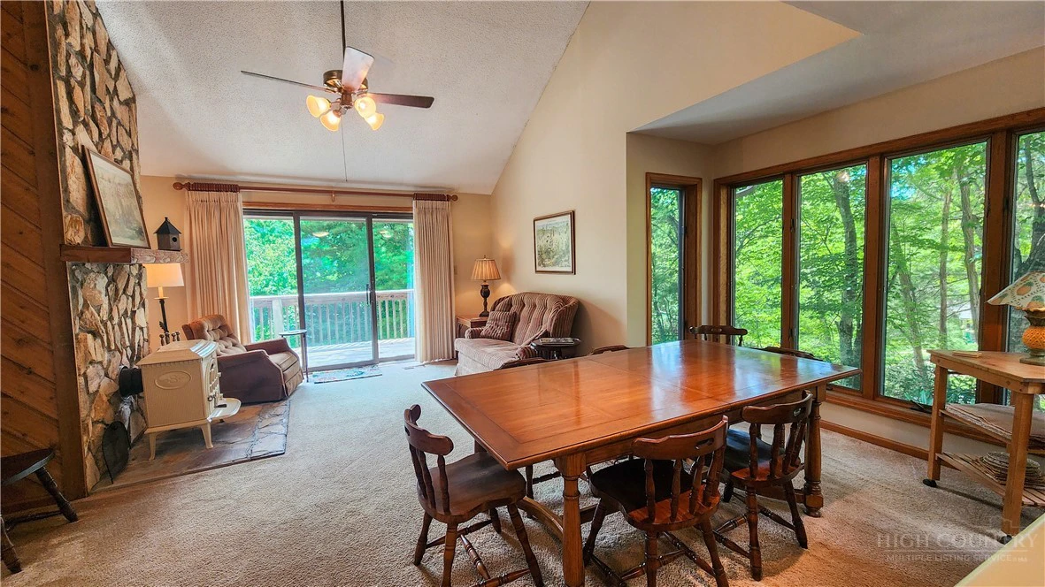 Image number 10 for the current listing