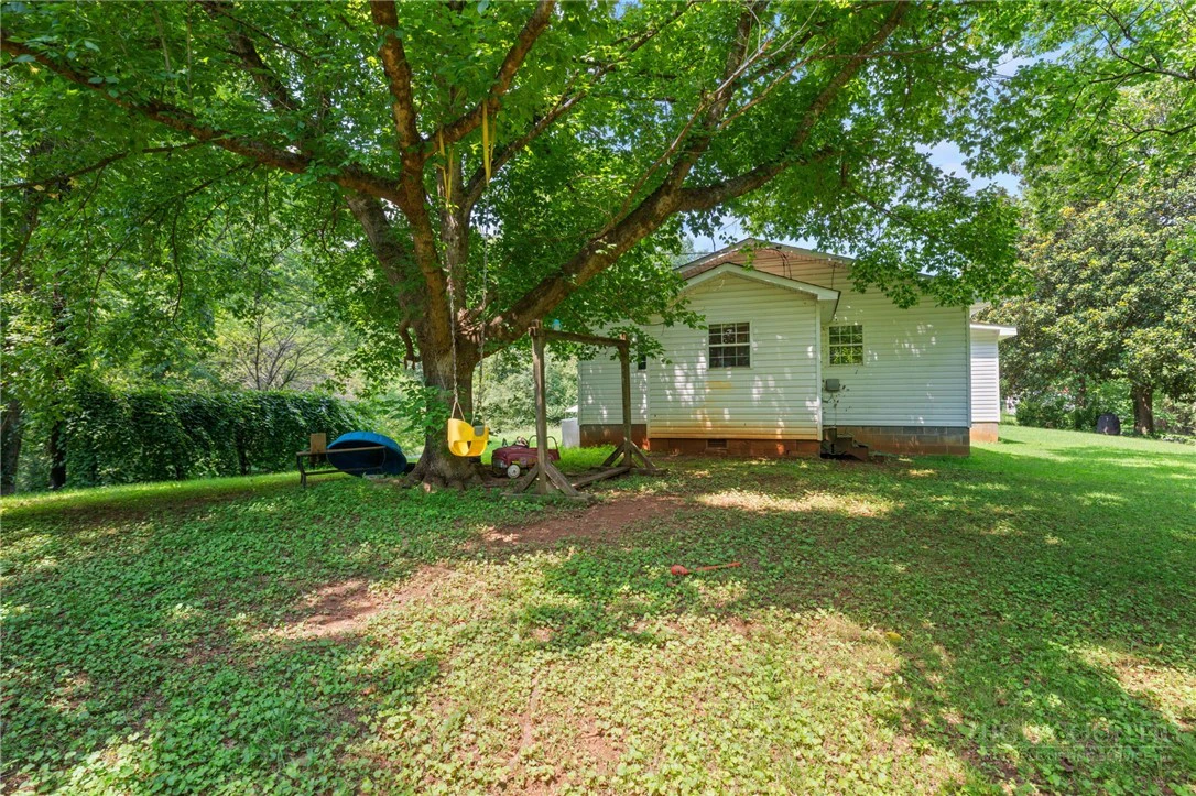 Image number 3 for the current listing