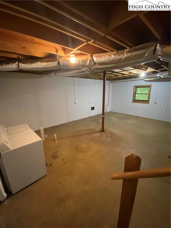 Image number 7 for the current listing
