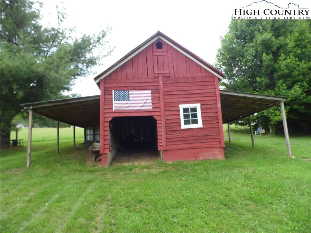 Image number 8 for the current listing
