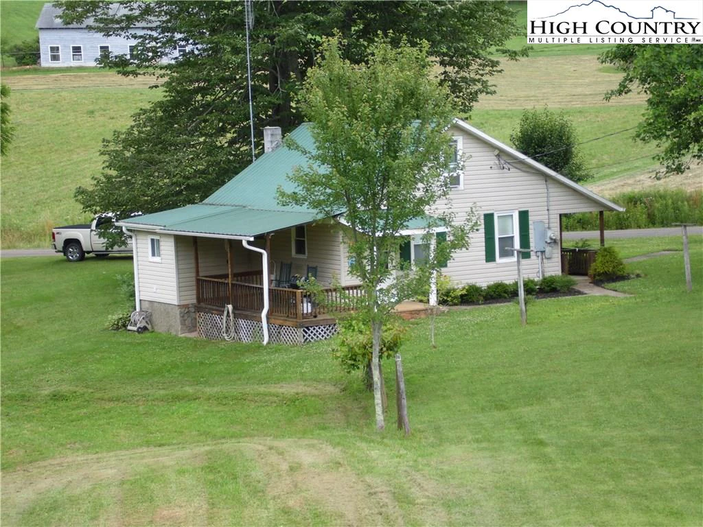 Image number 17 for the current listing